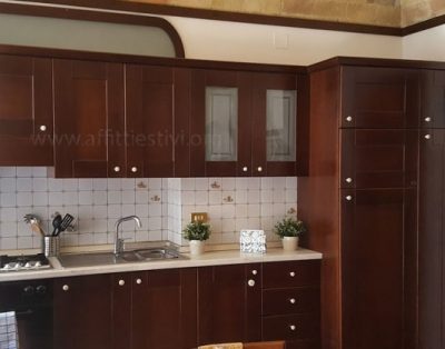 Appartamento 3 camere e 2 bagni in centro a 150 mt. dal mare – via Latini – 37642