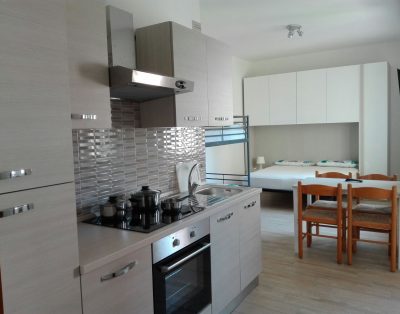 Monolocale in centro a 150 mt. dal mare – Via Nazionale – 41564