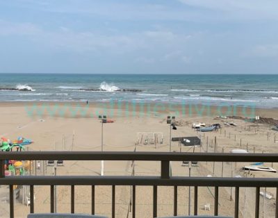 Appartamento 3 camere e 2 bagni – lungomare Trieste – 40720