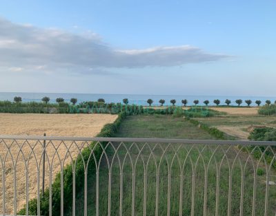 Appartamento con 3 camere e 2 bagni a 100 mt. dal mare – lungomare Trieste (zona porto) 43216